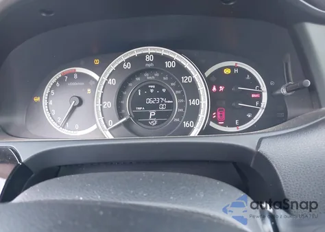 2017 Honda Accord Lx z USA, uszkodzony, nr VIN 1HGCR2F38HA301302